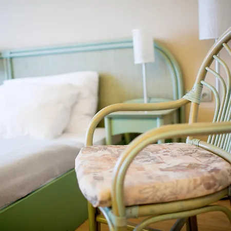 Modrá Stodola Hotel Horoměřice