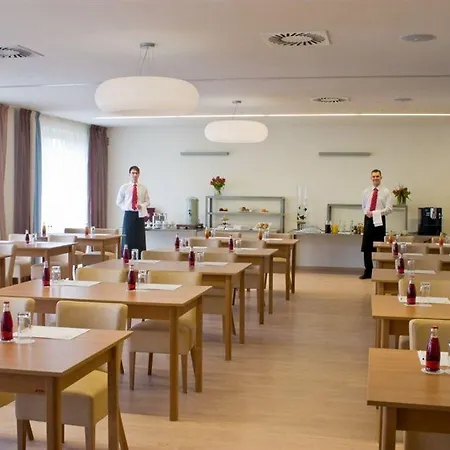 Hotel Modrá Stodola Horoměřice