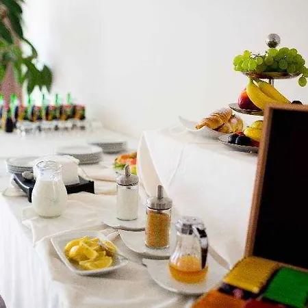 Modrá Stodola Hotel 4*
